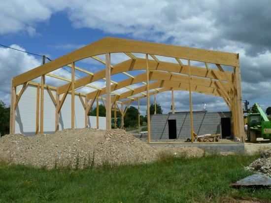 Construction de charpente agricole à Avranches<br/>Construction de charpente agricole près de Avranches<br/>Construction de charpente agricole a Avranches