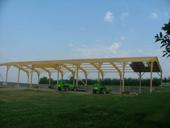 Construction de charpente agricole solide Saint-Martin-le-Bouillant